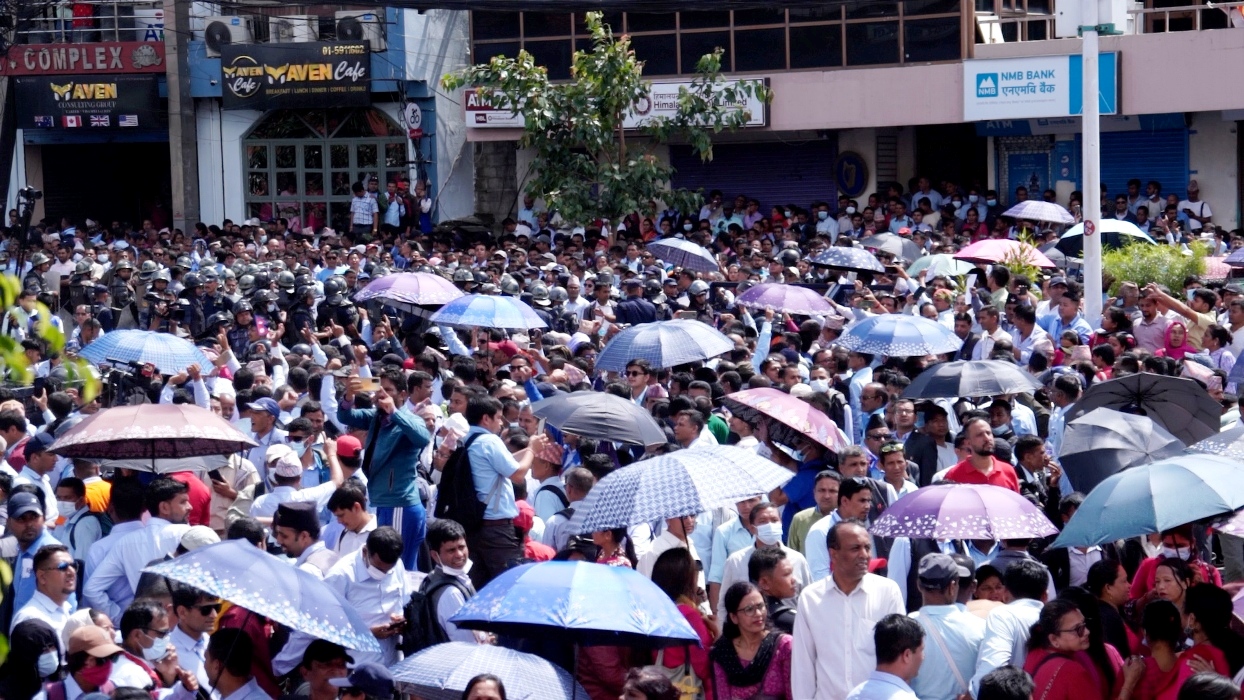 विद्यालय बन्द गर्ने शिक्षकमाथि कारवाही गर्ने ३ महानगरपालिकाको घोषणा, भरतपुर महानगर नरम